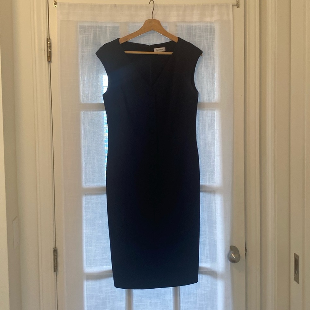 Size 6, navy blue Calvin Klein shift dress.